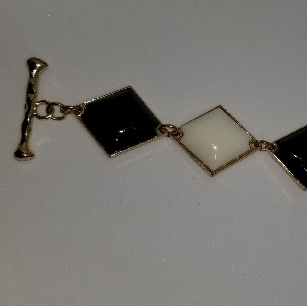 Vintage 80s Enameled  Toggle Bracelet